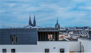 appartement à la vente -   63000  CLERMONT-FERRAND, surface 84 m2 vente appartement - APR732583